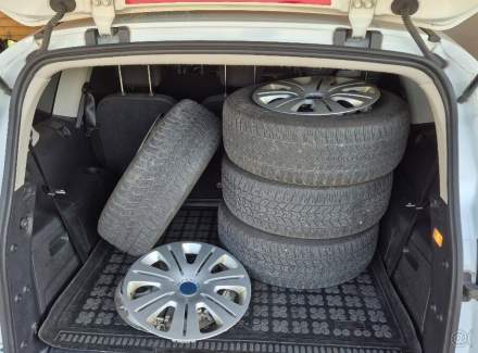 Ford - S-MAX