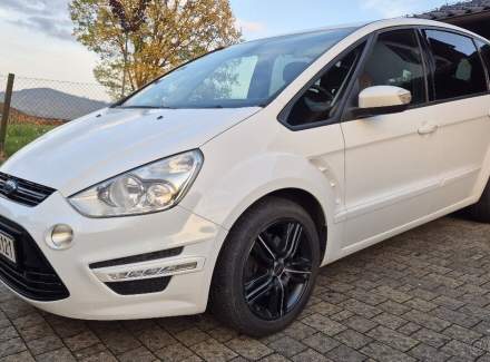 Ford - S-MAX