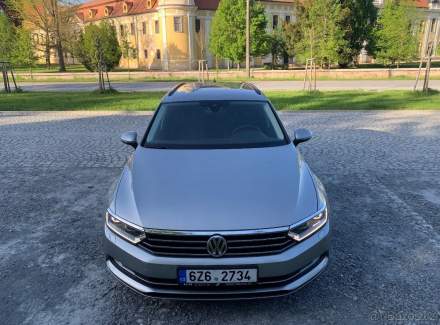 Volkswagen - Passat