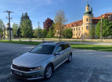 Volkswagen - Passat