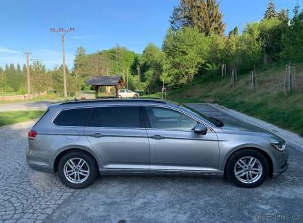 Volkswagen - Passat