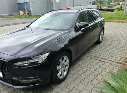 Volvo - V90