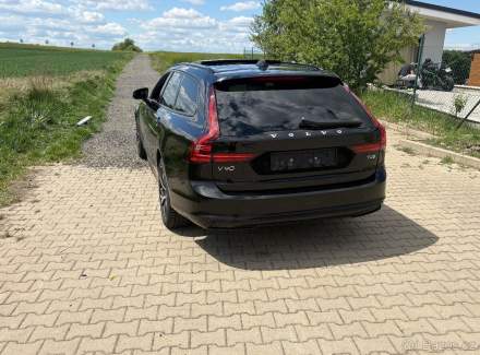 Volvo - V90