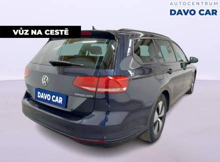 Volkswagen - Passat