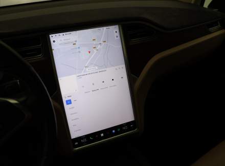 Tesla - Model X
