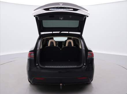 Tesla - Model X
