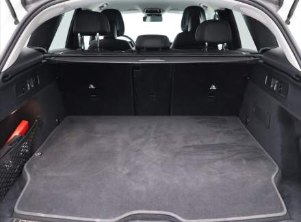 Mercedes-Benz - GLC