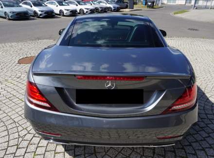 Mercedes-Benz - SLC
