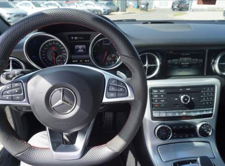 Mercedes-Benz - SLC