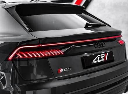 Audi - SQ8