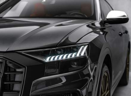 Audi - SQ8