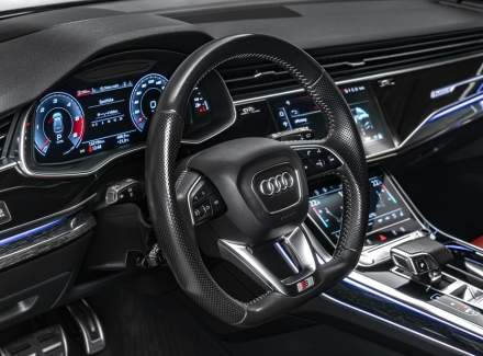 Audi - SQ8