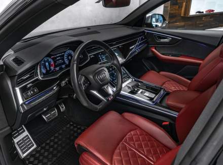 Audi - SQ8