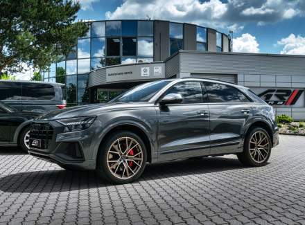 Audi - SQ8