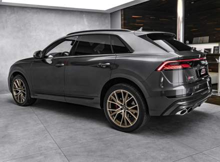 Audi - SQ8