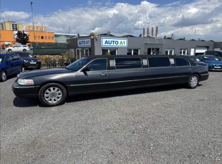 Lincoln - Town Car