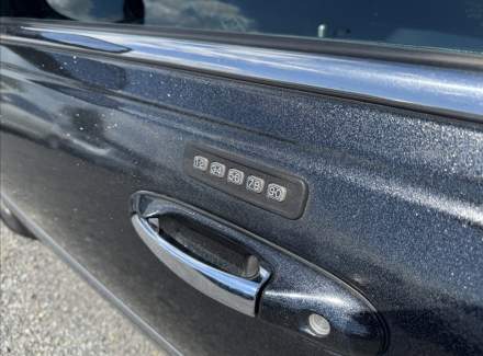 Lincoln - Town Car