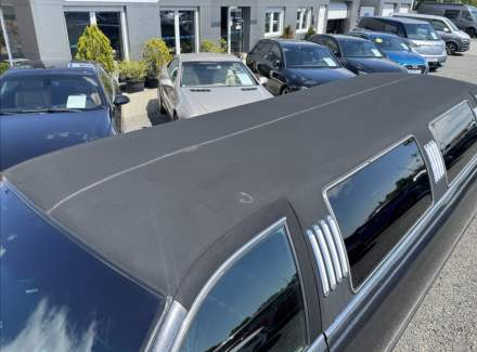 Lincoln - Town Car