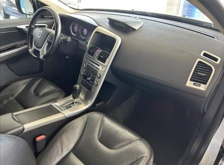 Volvo - XC60