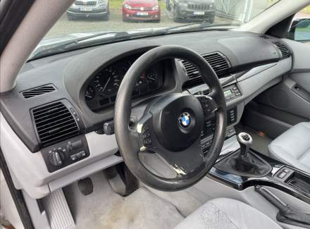 BMW - X5