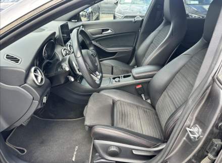Mercedes-Benz - CLA