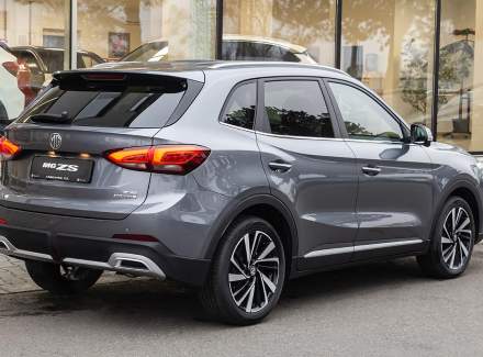 MG - ZS