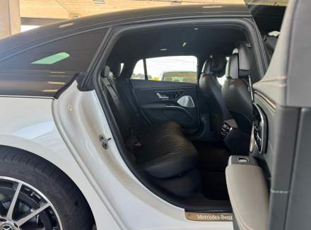 Mercedes-Benz - EQS
