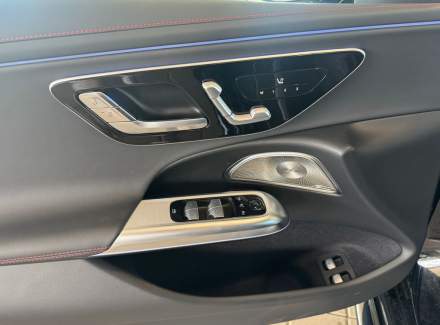 Mercedes-Benz - E-class