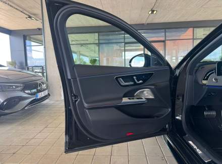 Mercedes-Benz - E-class
