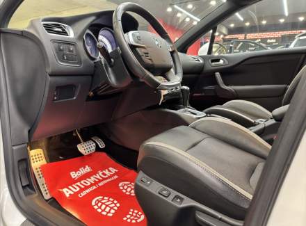 Citroën - DS4