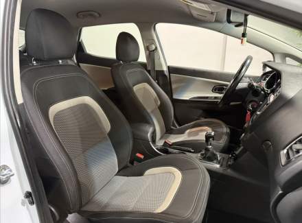 Kia - Cee'd