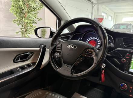 Kia - Cee'd