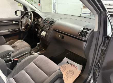 Volkswagen - Touran