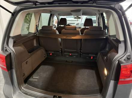 Volkswagen - Touran