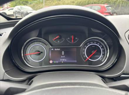 Opel - Insignia