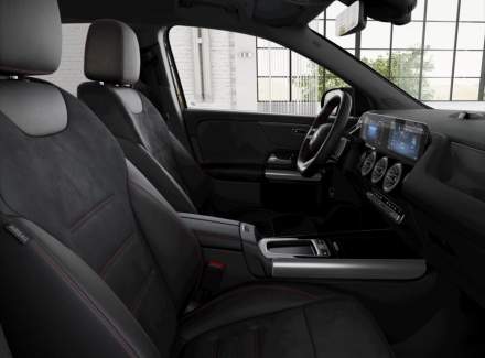 Mercedes-Benz - GLA