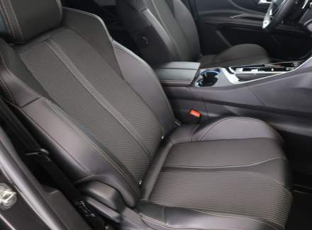 Peugeot - 3008
