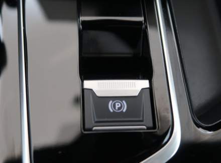 Peugeot - 3008