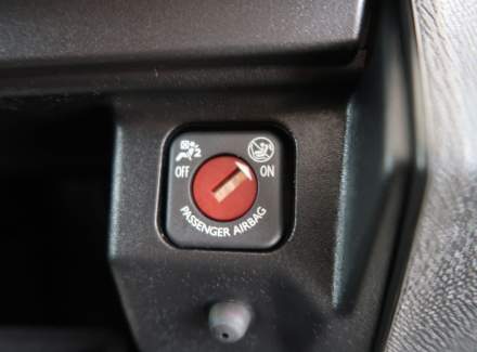 Peugeot - 3008