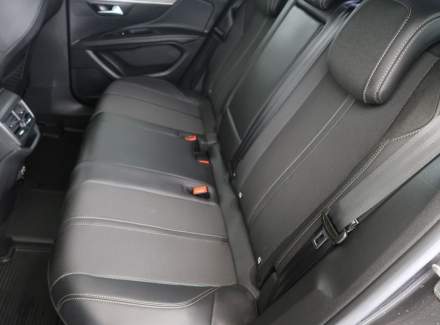Peugeot - 3008