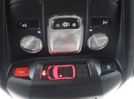 Peugeot - 3008