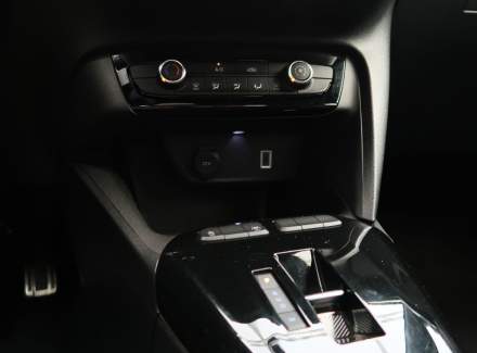 Opel - Corsa
