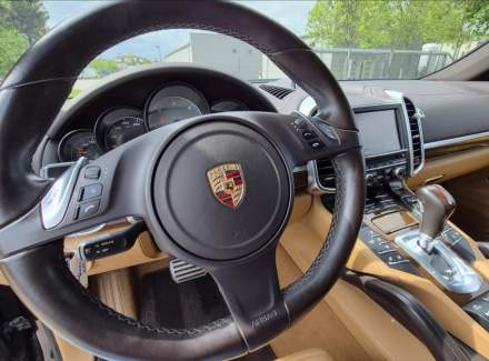 Porsche - Cayenne