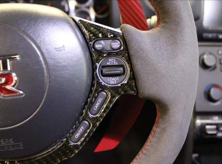 Nissan - GT-R