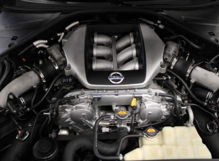 Nissan - GT-R