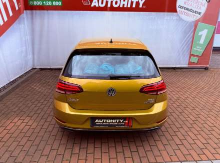 Volkswagen - Golf