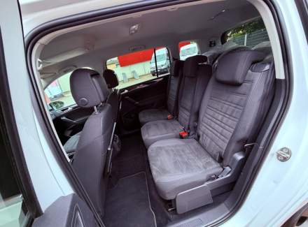 Volkswagen - Touran