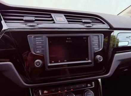 Volkswagen - Touran