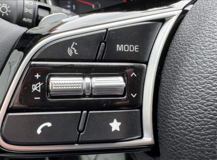 Kia - XCeed