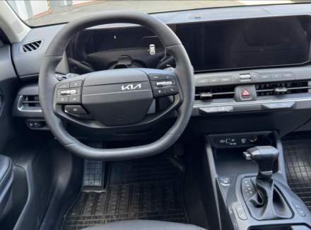 Kia - K4